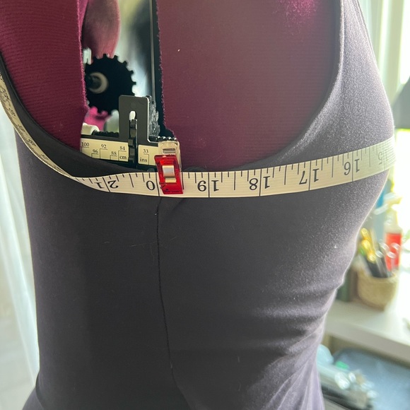 Ann Taylor sleeveless jersey blouse/ crossover tank with buttons.  Size medium. - Picture 5 of 7